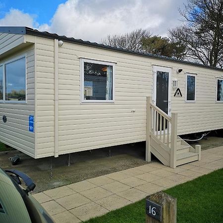 Hotel lakeland leisure park Flookburgh Exterior foto